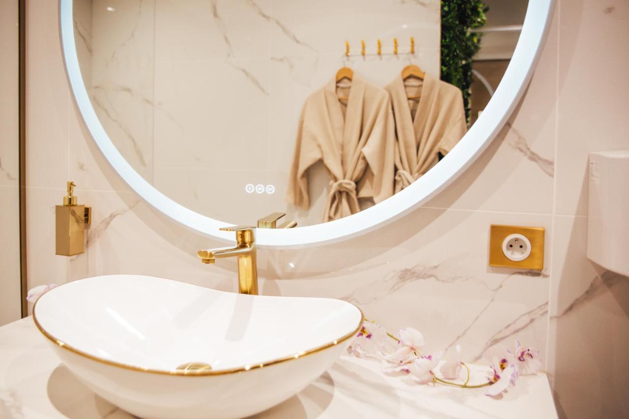 La Suite 176 - Piscine Privee, Spa, Hammam A Reims Exterior photo
